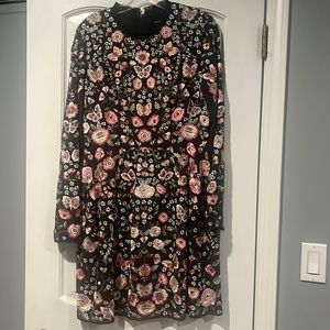 Needle & thread dress size US 8